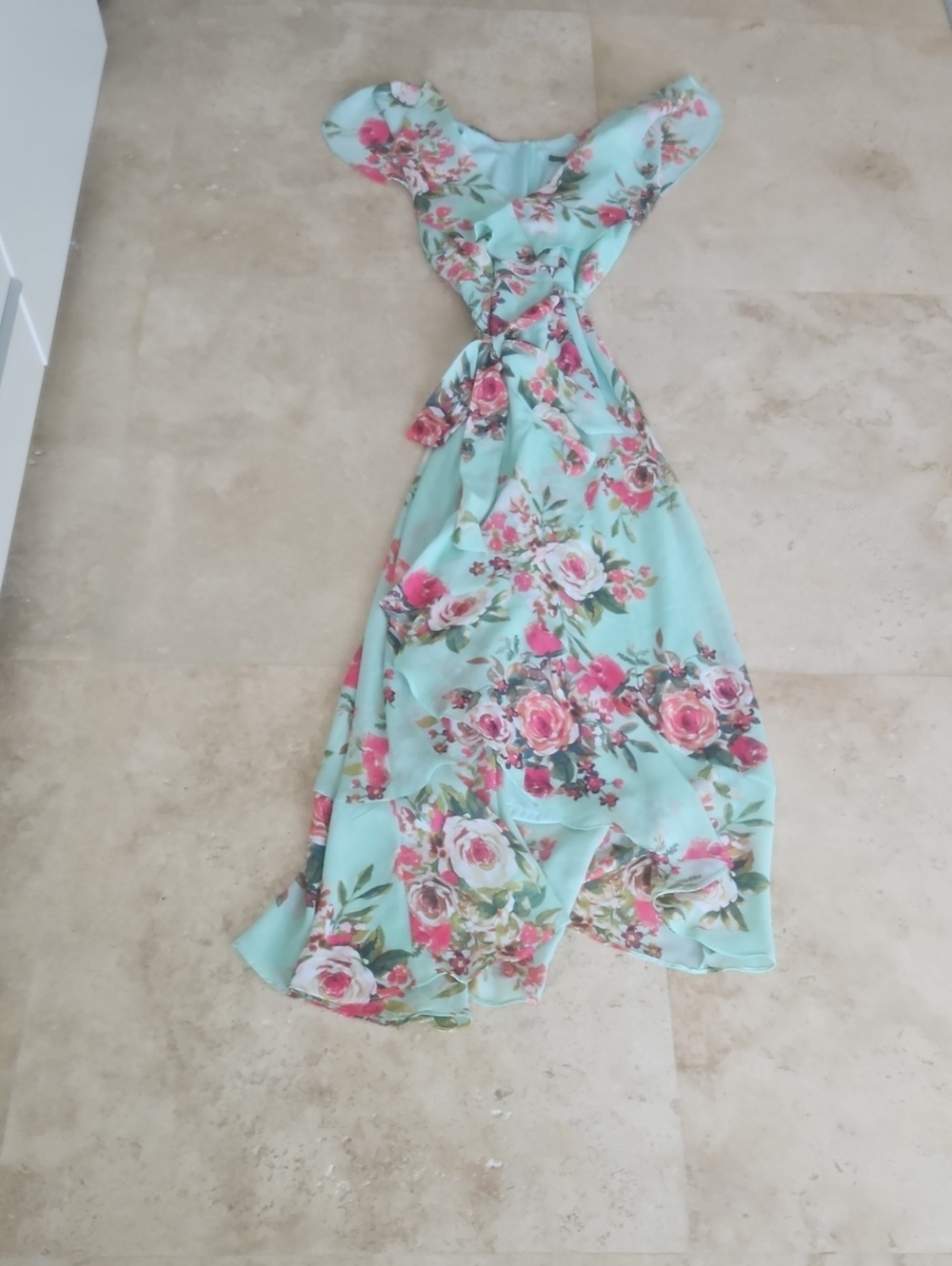 Jessica Howard Floral Off-Shoulder Maxi Dress in Mint